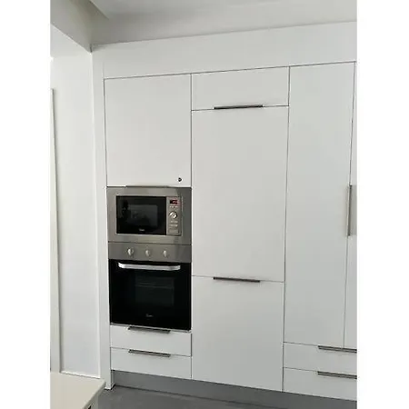 Courtyard Long 2-bedroom Lux Gastria