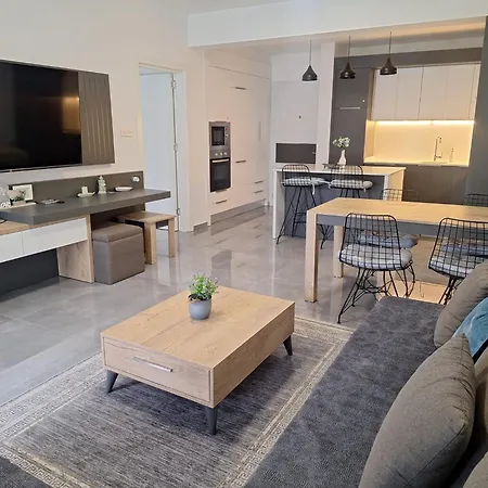 Courtyard Long 2-bedroom Lux Apartamento *