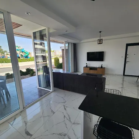 Four Seasons Life - Diamond Street - Sea Star 11B Apartment *