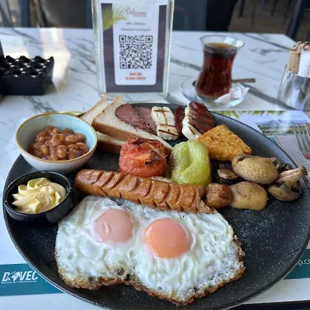 Courtyard Long 2-bedroom Lux Apartman *