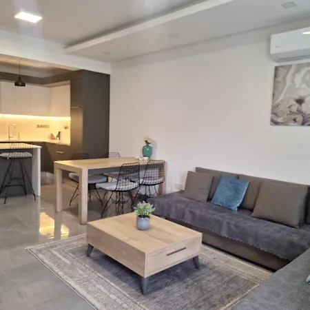 Courtyard Long 2-bedroom Lux * Perivolia tou Trikomou