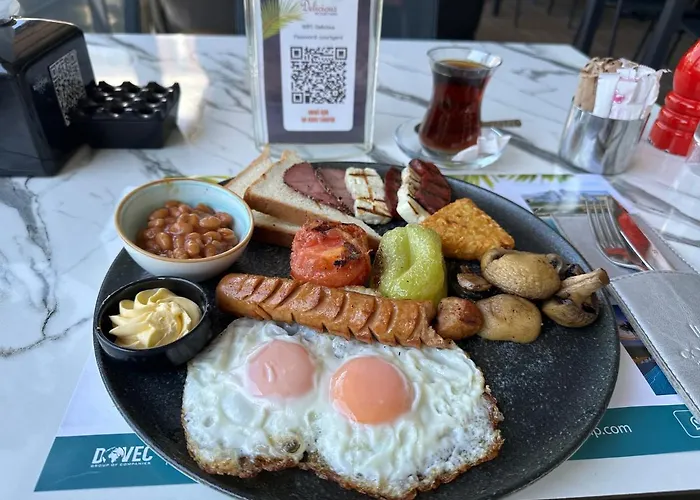 Courtyard Long 2-bedroom Lux Διαμέρισμα *