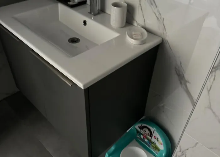 Courtyard Long 2-bedroom Lux